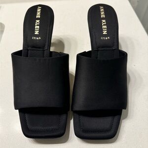 Ann Klein -size 10-iflex‎ pumps – never worn – no box